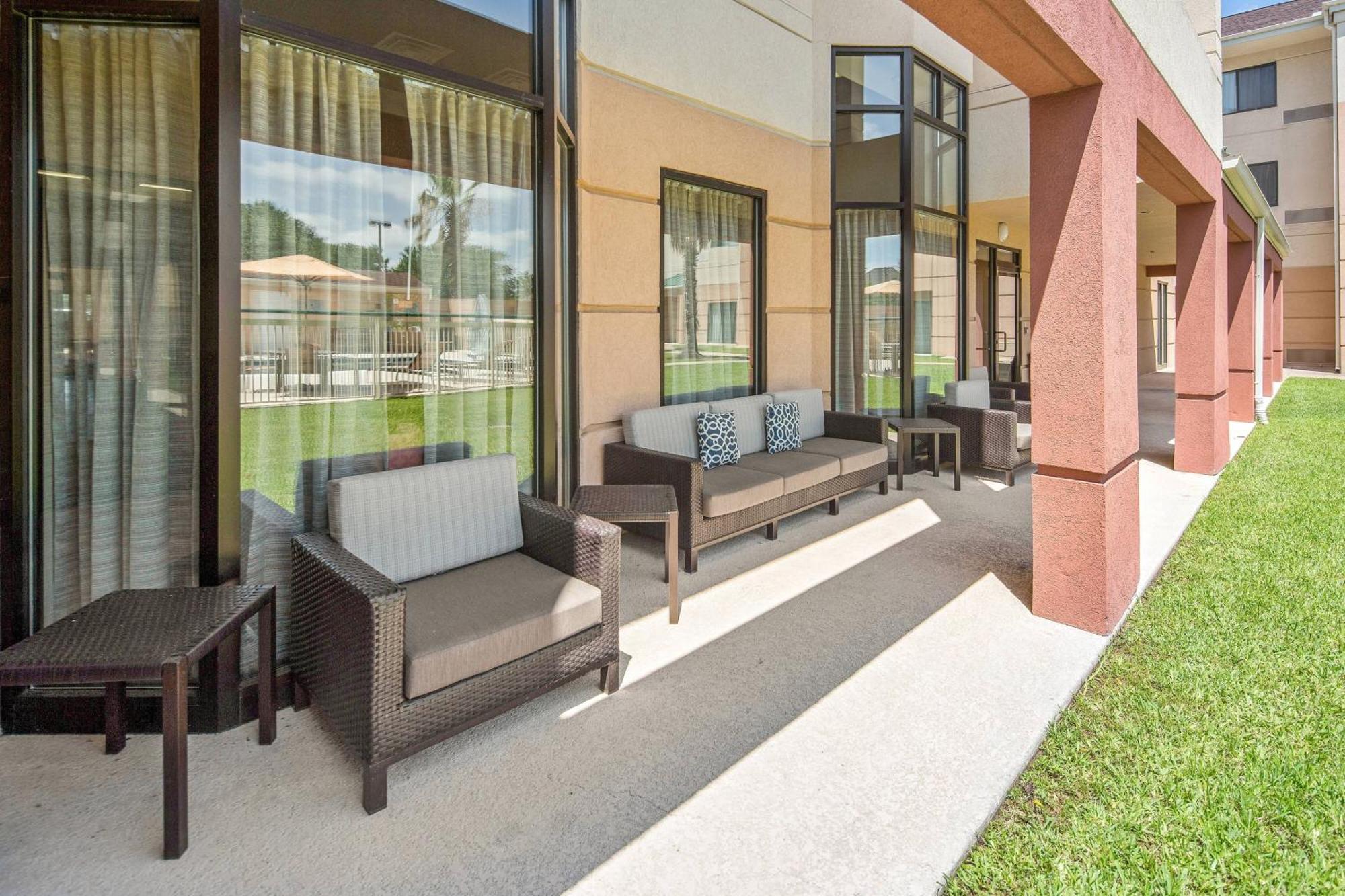 Courtyard By Marriott Bryan College Station Hotel Kültér fotó