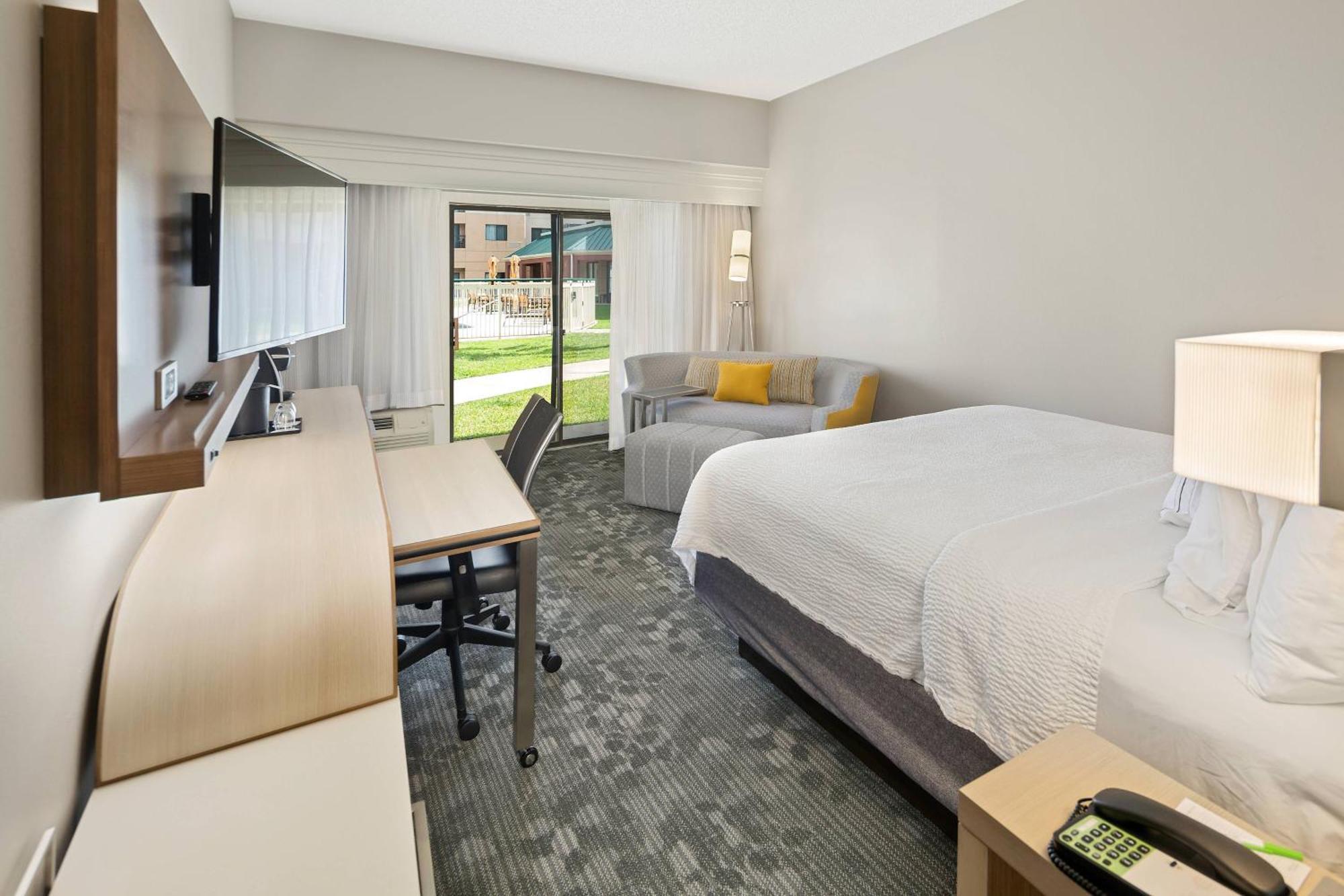 Courtyard By Marriott Bryan College Station Hotel Kültér fotó